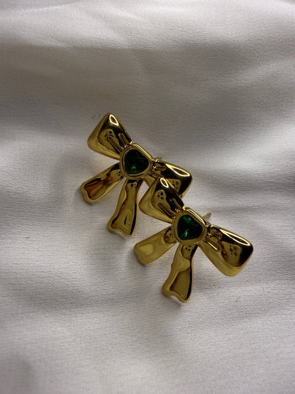 Lady Eloise Bow