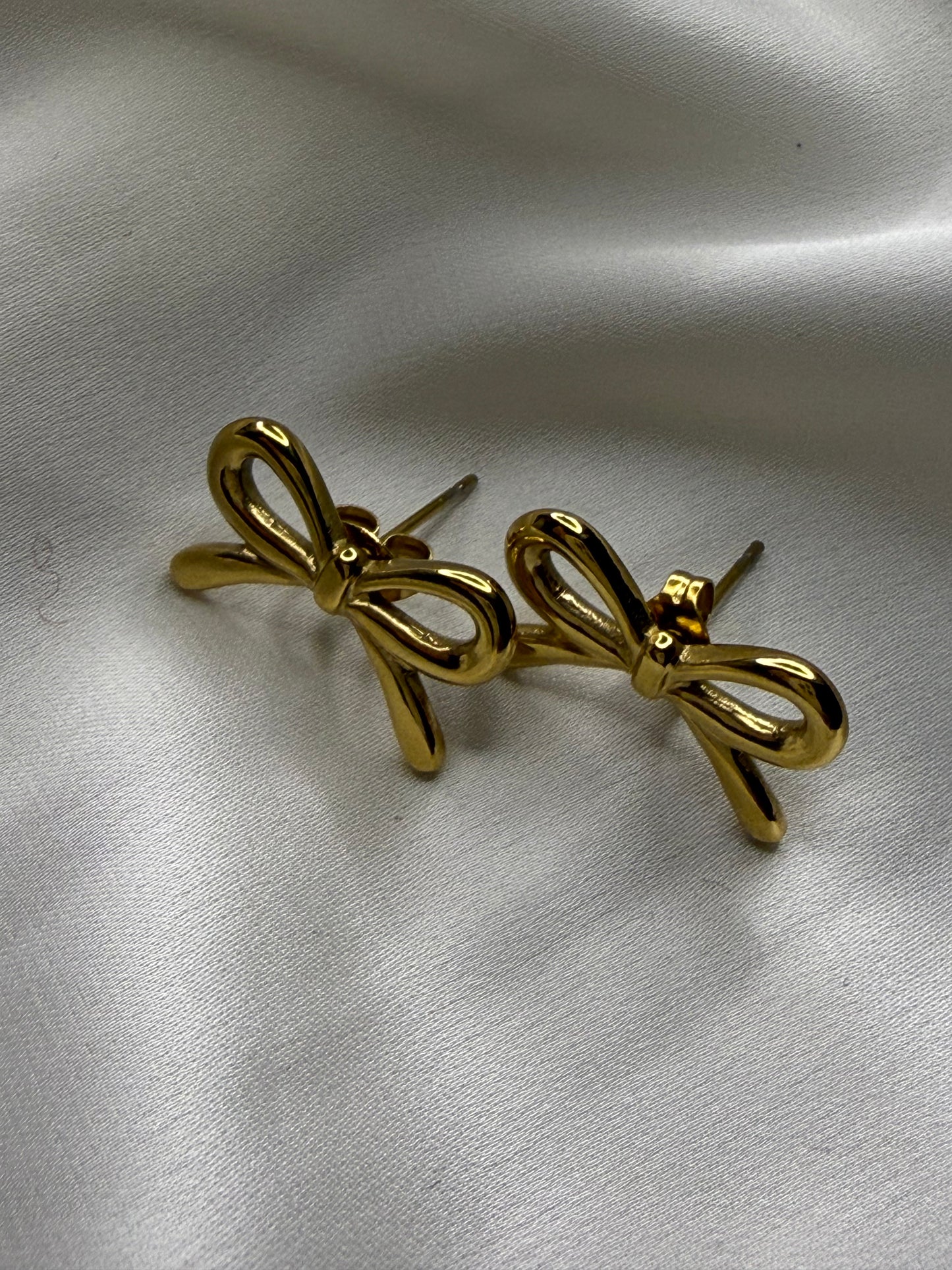 Darling Bow Studs